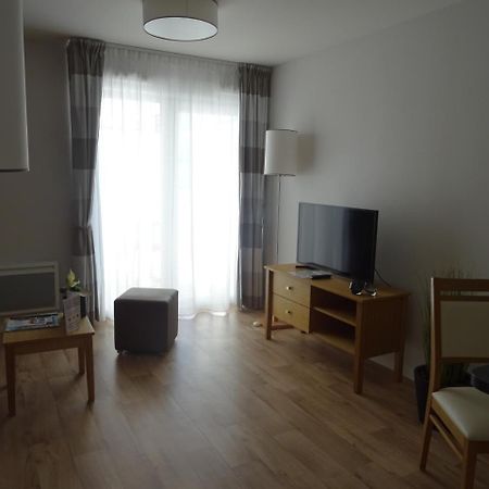 Domitys La Chaloupe Bleue Aparthotel กงการ์โน ภายนอก รูปภาพ