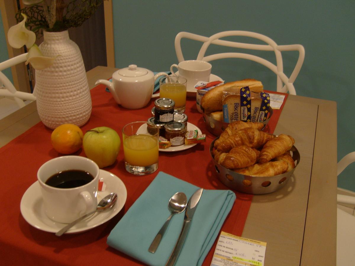 Domitys La Chaloupe Bleue Aparthotel กงการ์โน ภายนอก รูปภาพ